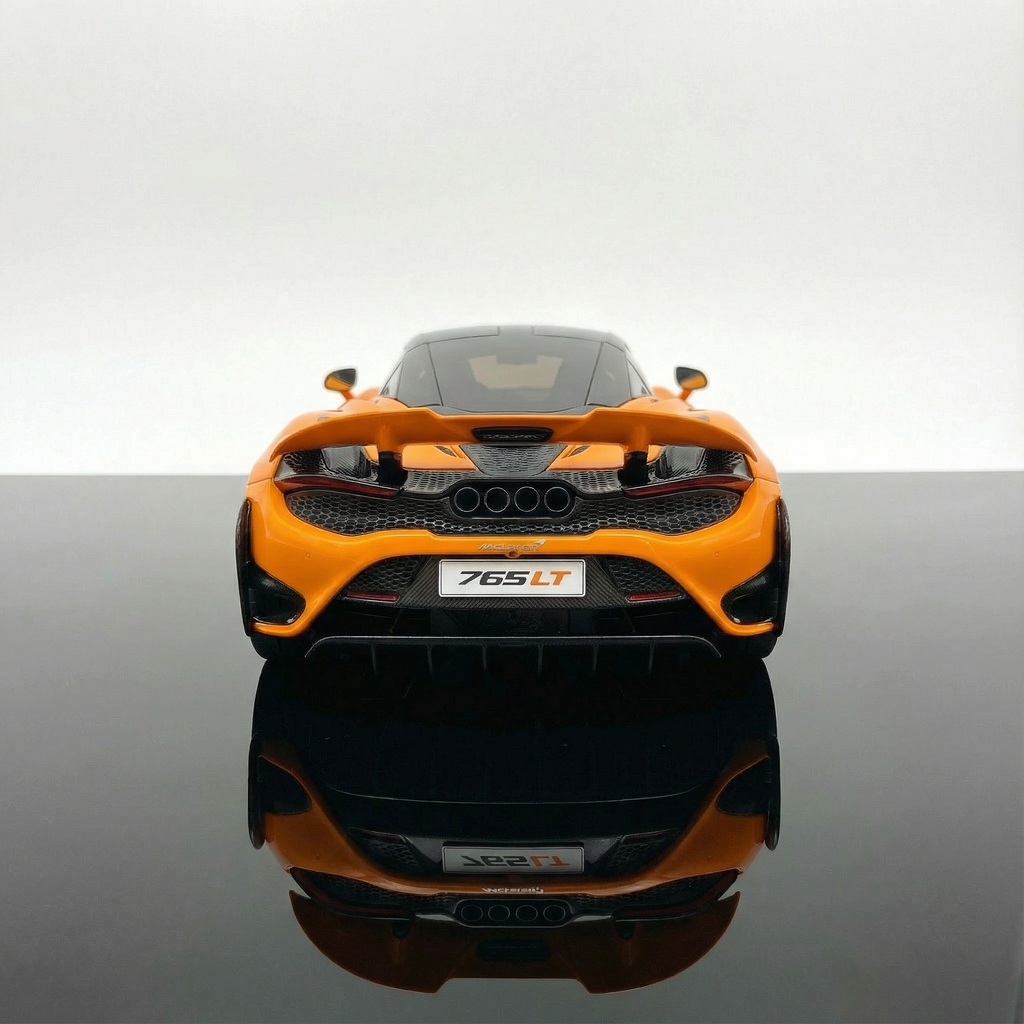 McLaren 765 LT